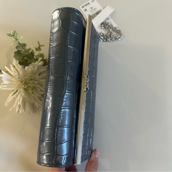 NWT Michael Michael Kors Croco Embossed Silver Hardware Mona Large E/W Clutch - Picture 12 of 16